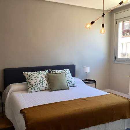 ***nuevo Piso En Wifi Parking*** * Ourense