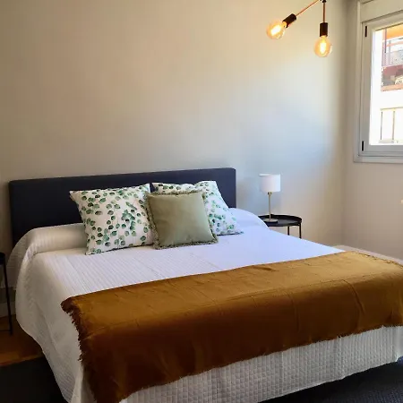 ***nuevo Piso En Wifi Parking*** Apartment Ourense