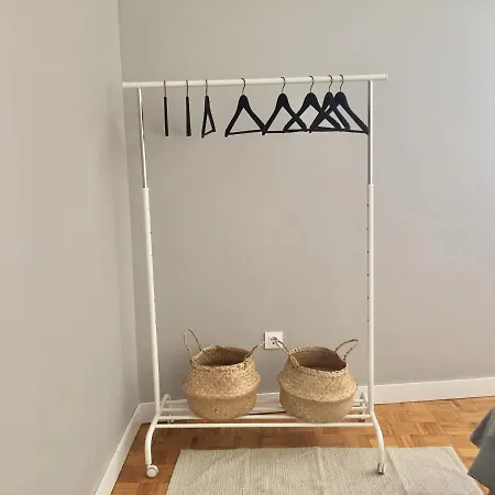 ***nuevo Piso En Wifi Parking*** Lejlighed *